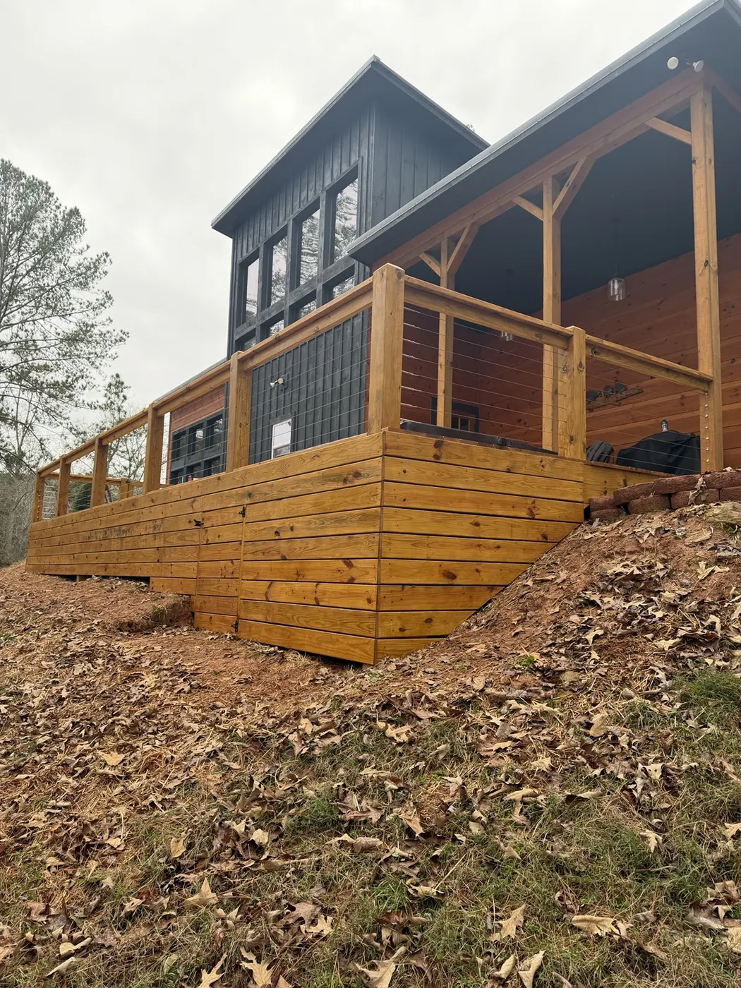 Deck skirt and cable railing detail
